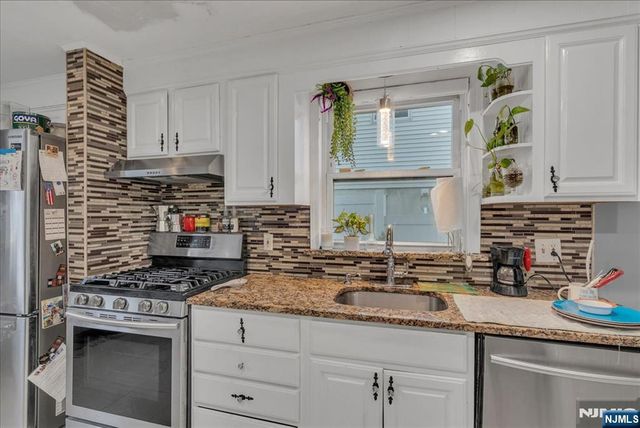 644 Valley Brook Avenue, Lyndhurst, NJ 07071