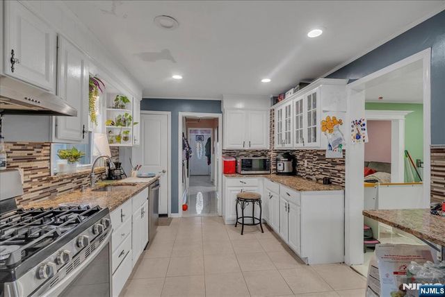 644 Valley Brook Avenue, Lyndhurst, NJ 07071