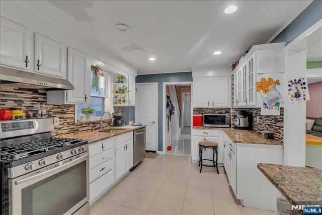 644 Valley Brook Avenue, Lyndhurst, NJ 07071