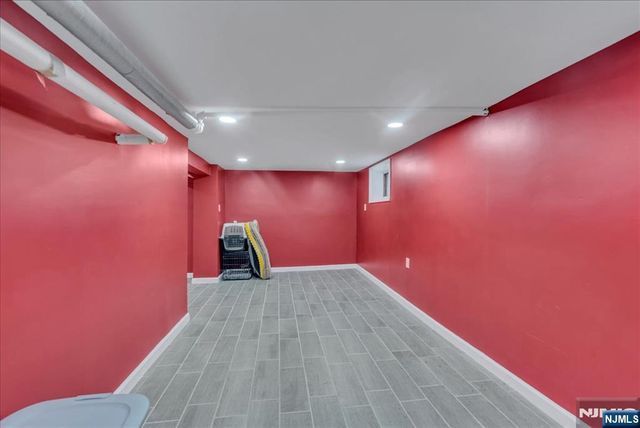 644 Valley Brook Avenue, Lyndhurst, NJ 07071