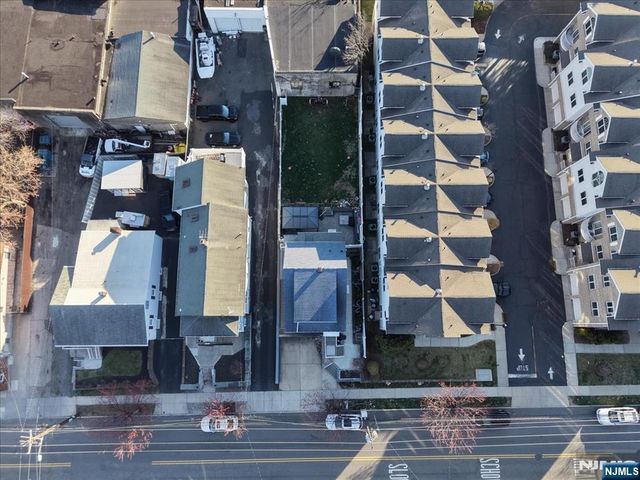 644 Valley Brook Avenue, Lyndhurst, NJ 07071