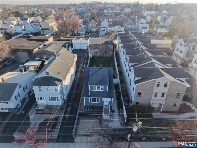 644 Valley Brook Avenue, Lyndhurst, NJ 07071