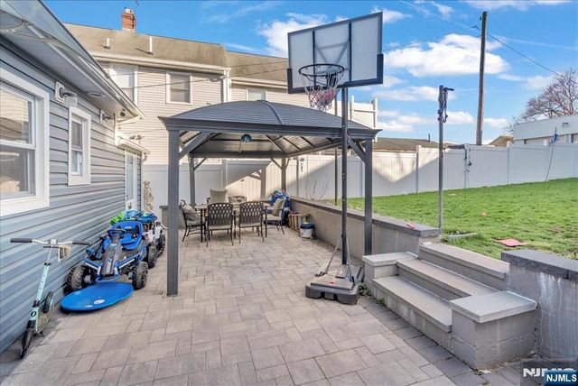 644 Valley Brook Avenue, Lyndhurst, NJ 07071