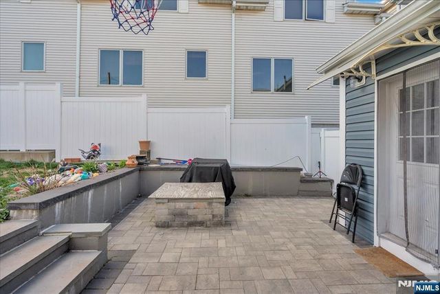 644 Valley Brook Avenue, Lyndhurst, NJ 07071