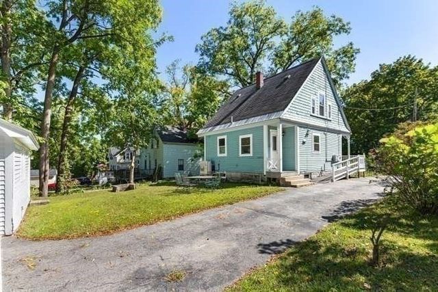 58 Church St, Chelmsford, MA 01863