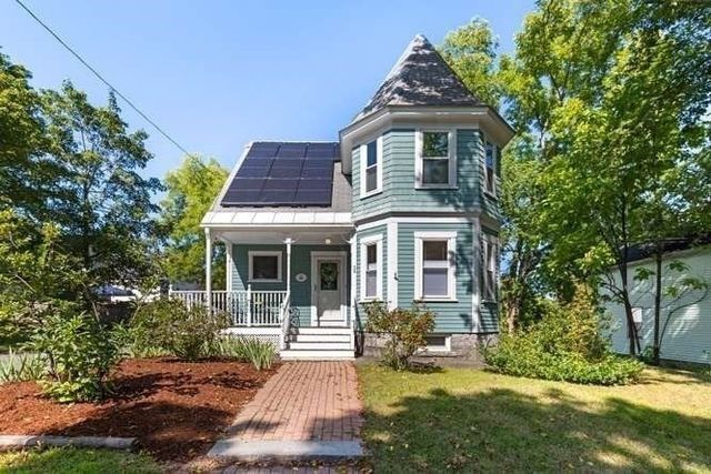 58 Church St, Chelmsford, MA 01863