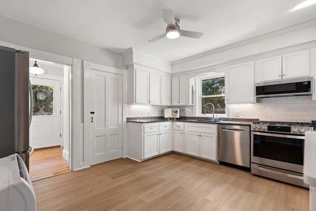 58 Church St, Chelmsford, MA 01863