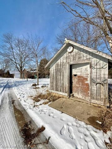 7448 Gale Road, Grand Blanc, MI 48439