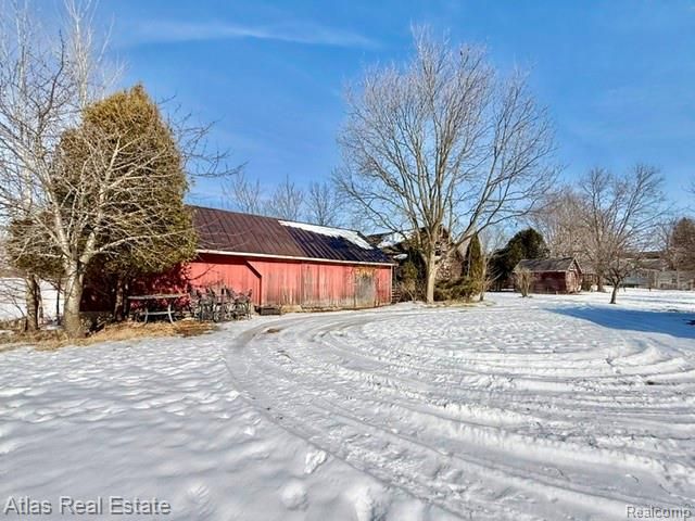 7448 Gale Road, Grand Blanc, MI 48439