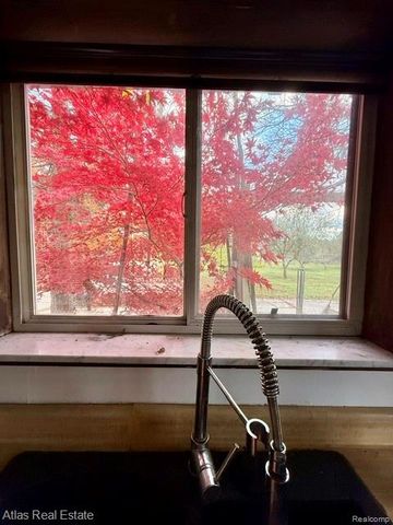 7448 Gale Road, Grand Blanc, MI 48439