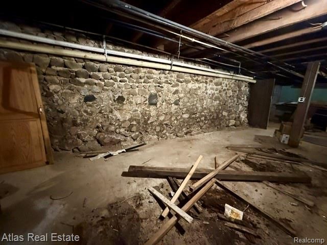 7448 Gale Road, Grand Blanc, MI 48439