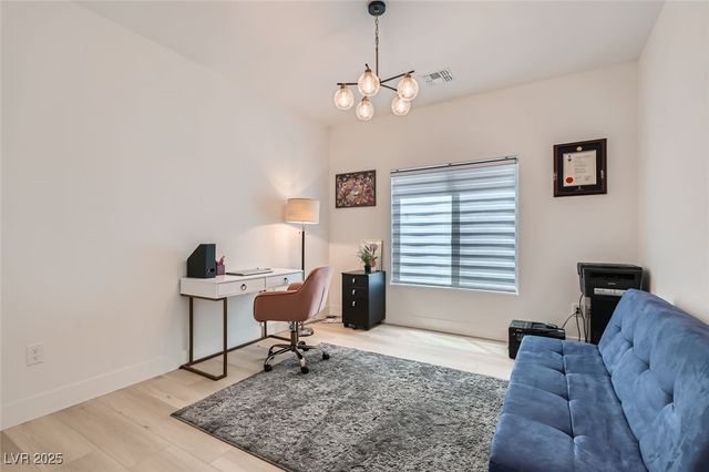 6682 Zorya Rise Avenue, Las Vegas, NV 89139