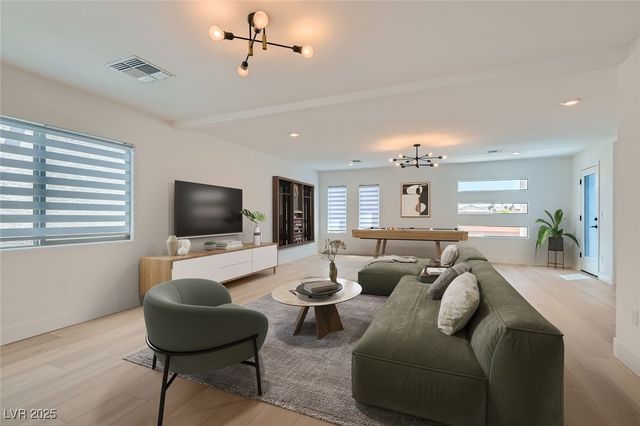 6682 Zorya Rise Avenue, Las Vegas, NV 89139