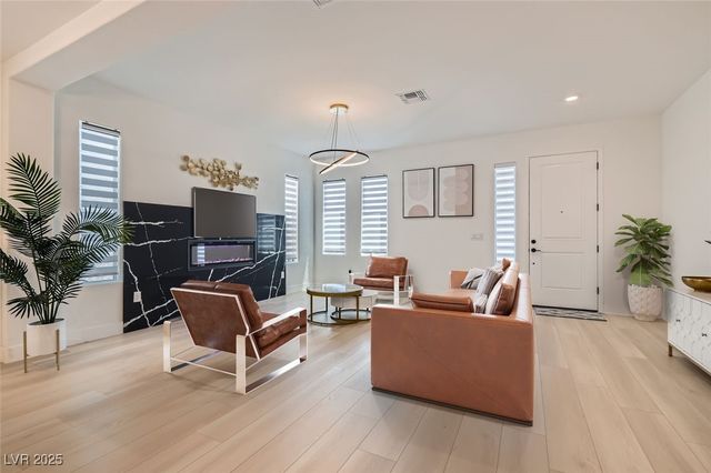 6682 Zorya Rise Avenue, Las Vegas, NV 89139