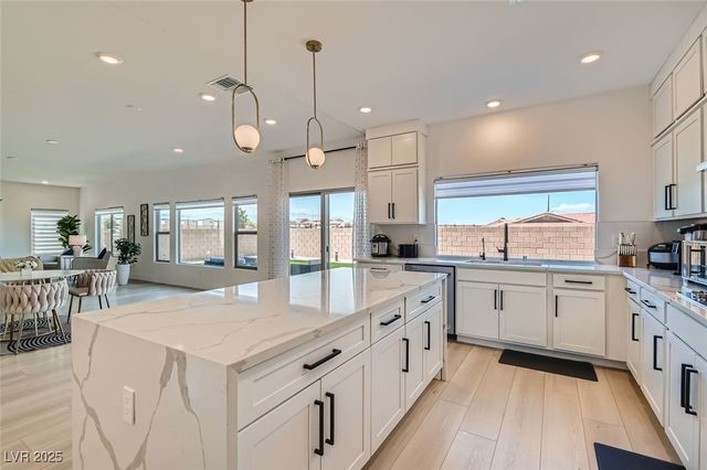 6682 Zorya Rise Avenue, Las Vegas, NV 89139