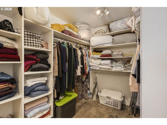 5911 Ne 54TH St, Vancouver, WA 98661