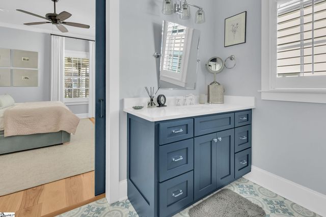 7 Gambrell Drive, Greenville, SC 29615