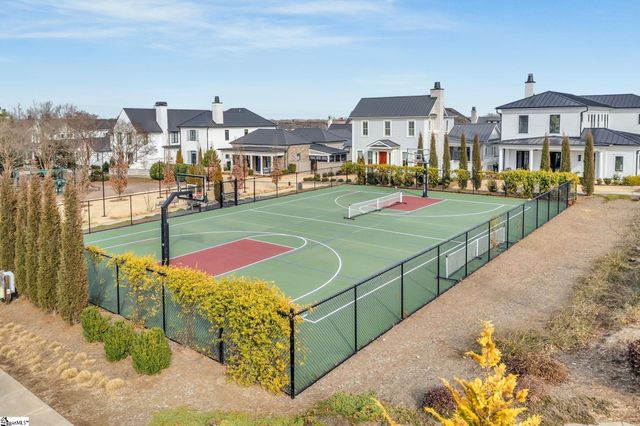 7 Gambrell Drive, Greenville, SC 29615