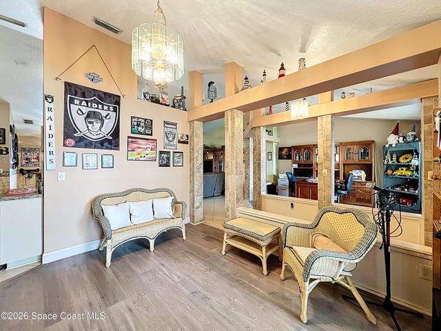 1110 Glendale Avenue NW, Palm Bay, FL 32907