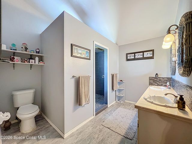1110 Glendale Avenue NW, Palm Bay, FL 32907