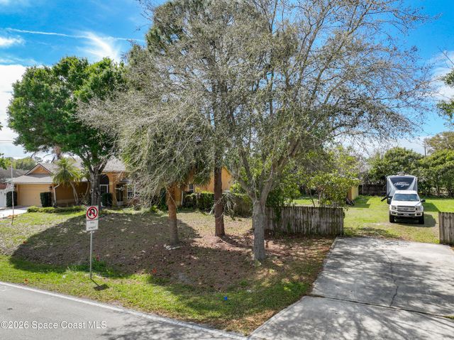 1110 Glendale Avenue NW, Palm Bay, FL 32907