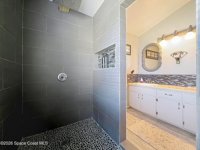 1110 Glendale Avenue NW, Palm Bay, FL 32907
