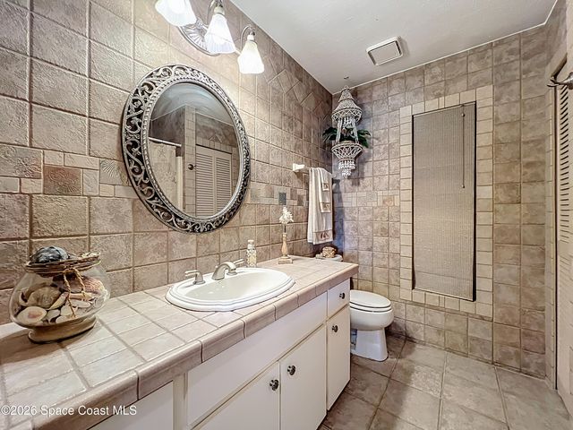 1110 Glendale Avenue NW, Palm Bay, FL 32907