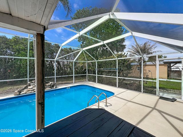 1110 Glendale Avenue NW, Palm Bay, FL 32907