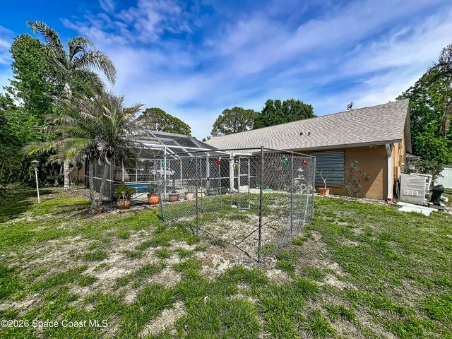 1110 Glendale Avenue NW, Palm Bay, FL 32907