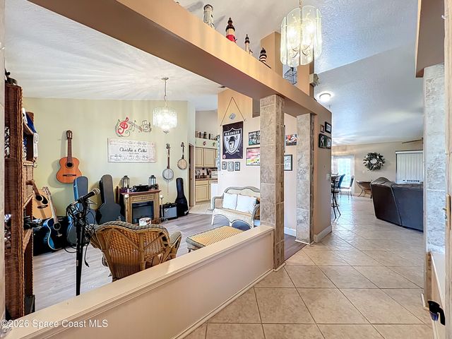 1110 Glendale Avenue NW, Palm Bay, FL 32907