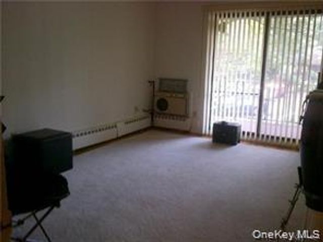 1 Lawrence Park 12, Piermont, NY 10968