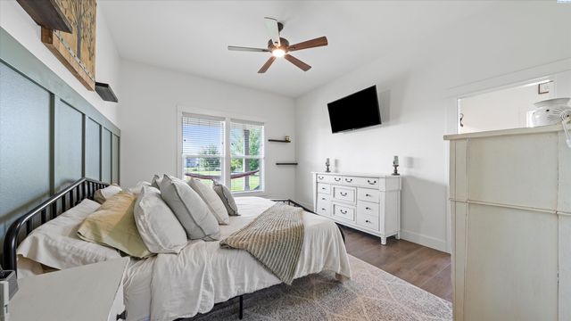 12410 Jayleen Way, Pasco, WA 99301
