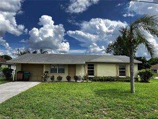1102 SE 16th ST, Cape Coral, FL 33990