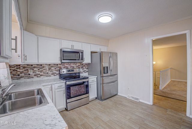 1806 Dellwood Circle, Greeneville, TN 37745