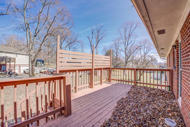 1806 Dellwood Circle, Greeneville, TN 37745