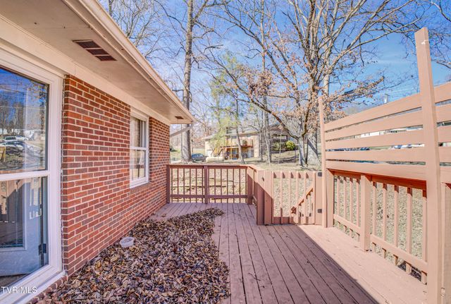 1806 Dellwood Circle, Greeneville, TN 37745