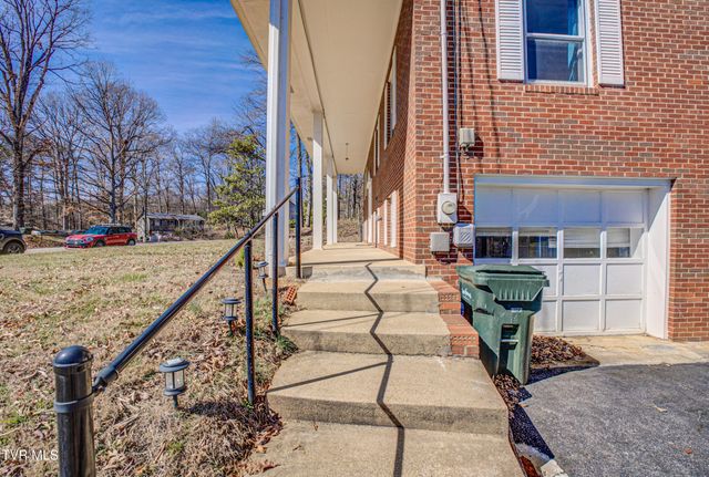 1806 Dellwood Circle, Greeneville, TN 37745