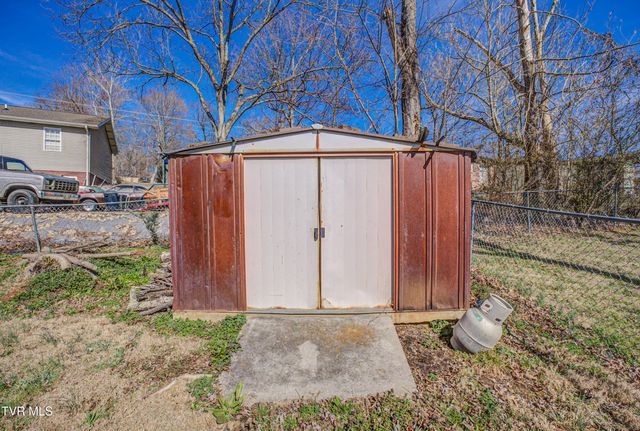 1806 Dellwood Circle, Greeneville, TN 37745