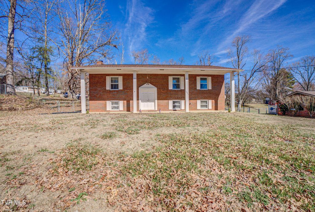 1806 Dellwood Circle, Greeneville, TN 37745