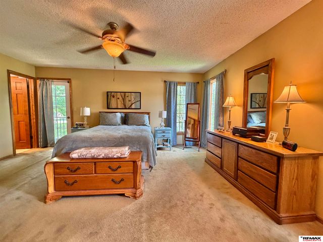 8120 Stockwell Street, Lincoln, NE 68506