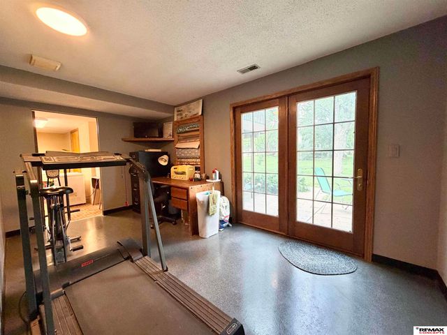 8120 Stockwell Street, Lincoln, NE 68506