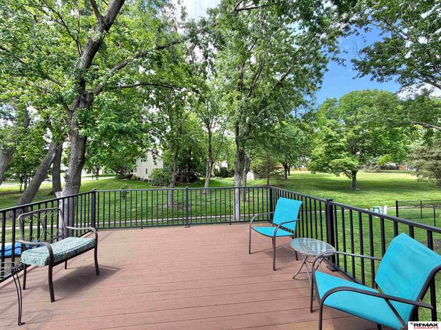 8120 Stockwell Street, Lincoln, NE 68506