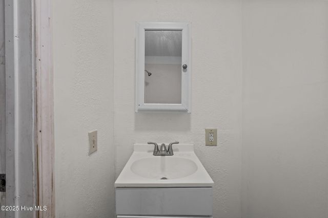 700 2nd Avenue A, New Bern, NC 28560