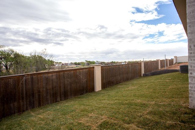 4304 N ROCKING CHAIR Lane, Amarillo, TX 79124