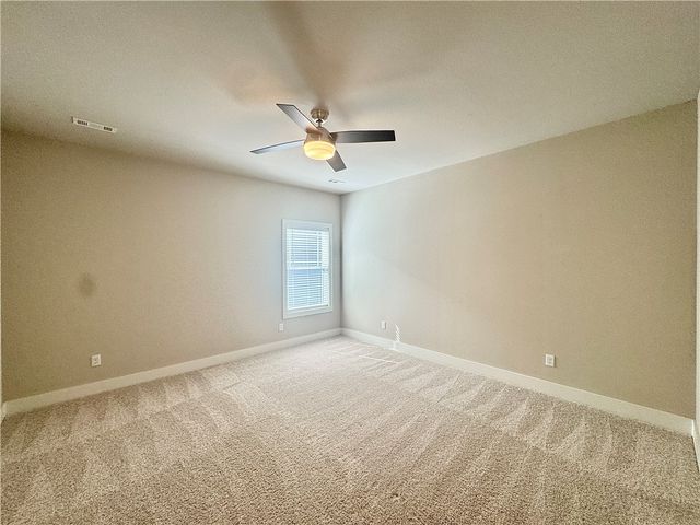 1013 NE Heights Lane, Bentonville, AR 72712