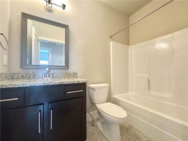 1013 NE Heights Lane, Bentonville, AR 72712