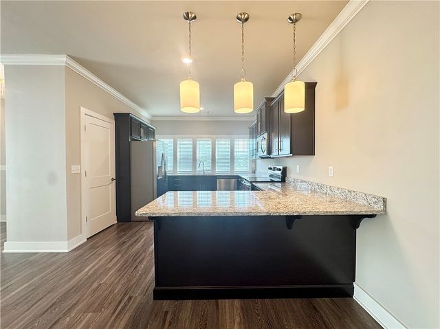 1013 NE Heights Lane, Bentonville, AR 72712