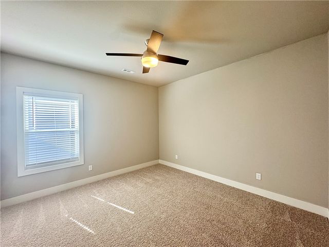 1013 NE Heights Lane, Bentonville, AR 72712