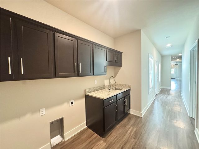 1013 NE Heights Lane, Bentonville, AR 72712