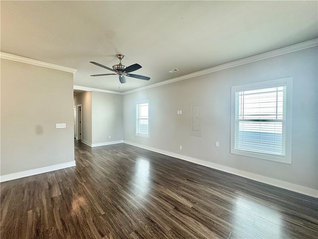 1013 NE Heights Lane, Bentonville, AR 72712
